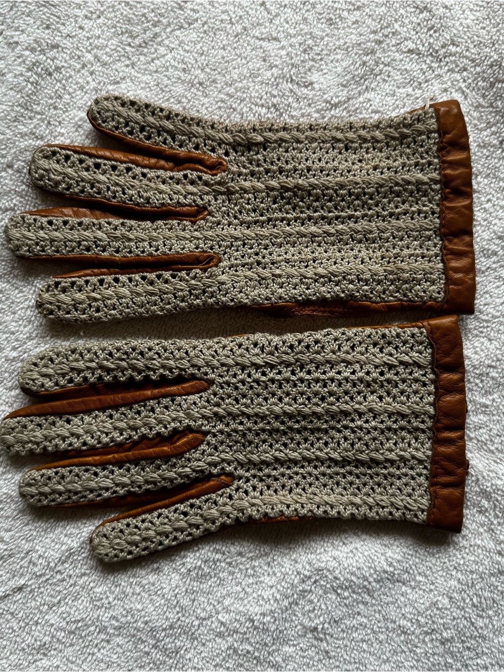 Crochet Top Brown Leather Trim Gloves - Neutral Taupe